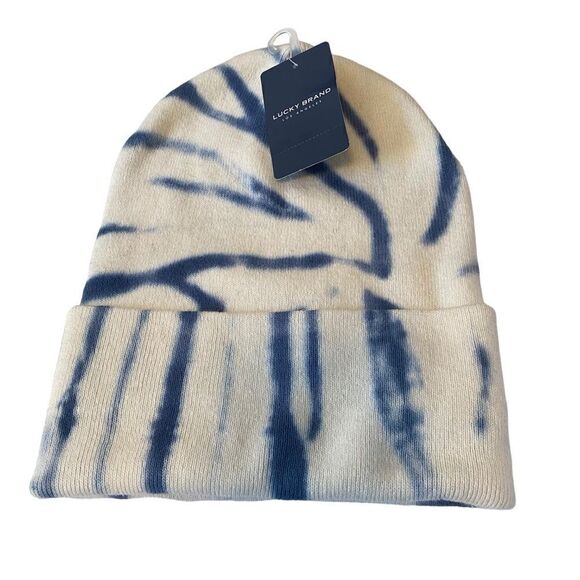 Tie-Dye Blue & White Clover Unisex Beanie - Picture 5 of 6